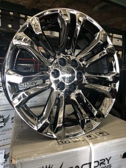 22” gmc Replicas Black/ chrome 6 lug