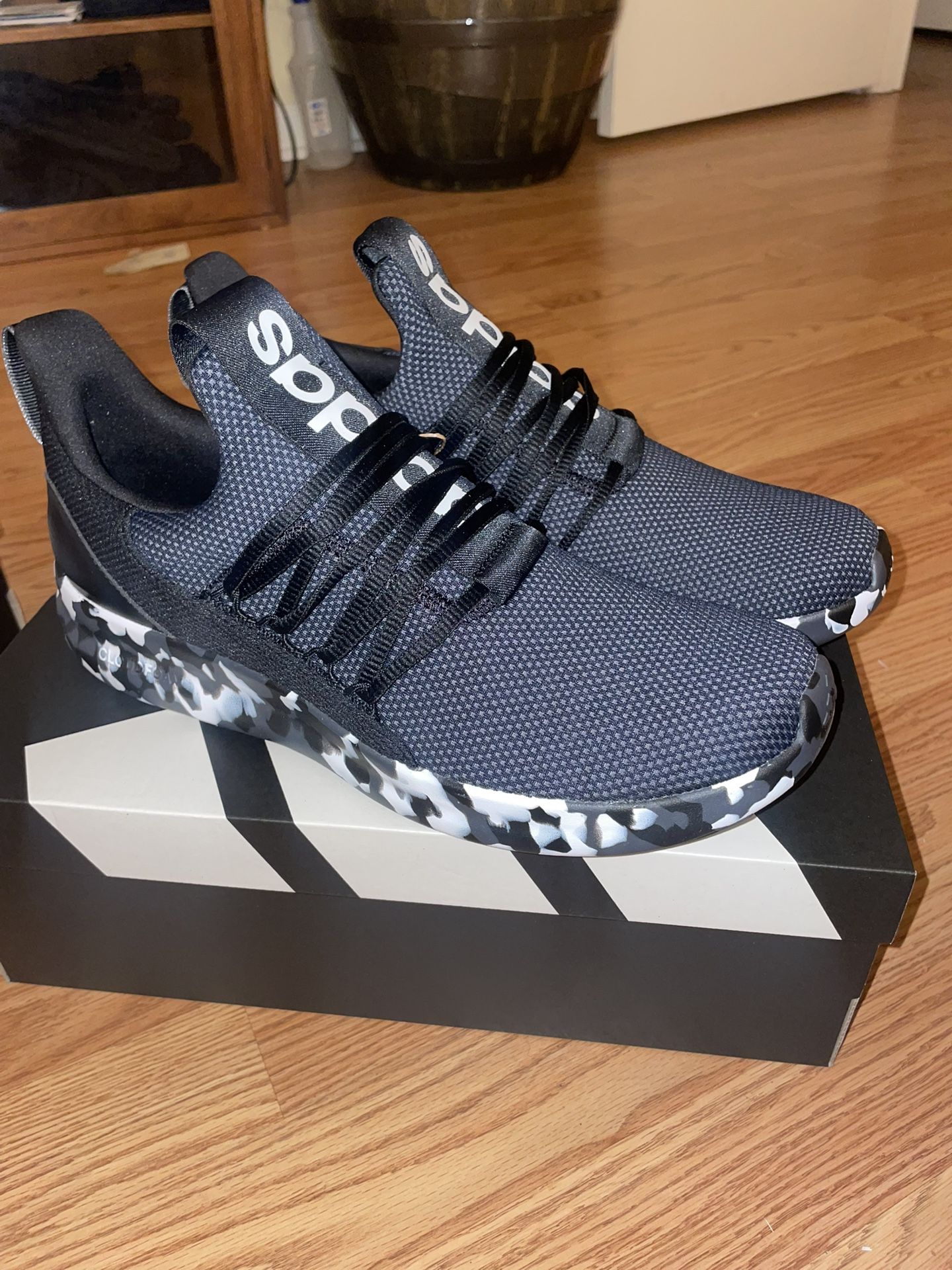 Adidas racer 7.0 Size 11