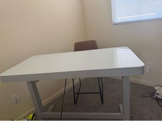 Electric office table
