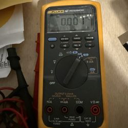 FLUKE 787 MULTIMETER