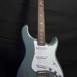 PRS SE Silver Sky