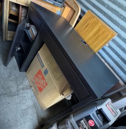 Micke Desk