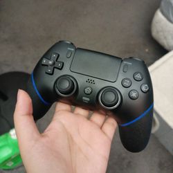 T48 WIRELESS PS4 CONTROLLER 