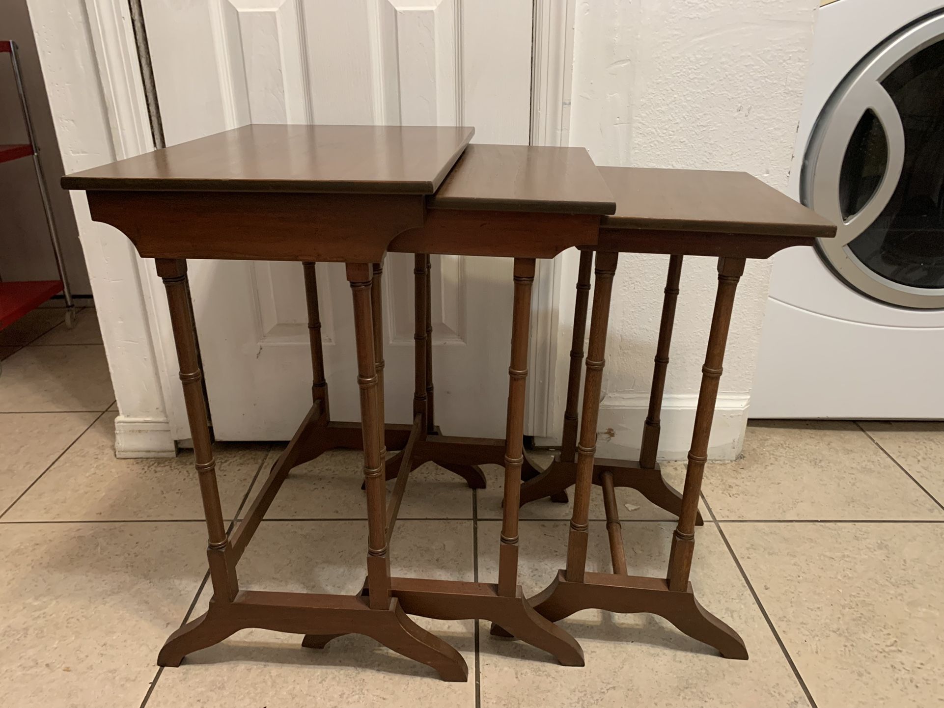 SET OF 3 VINTAGE DANISH MODERN  NESTING TABLES - EXCELLENT VINTAGE COND.