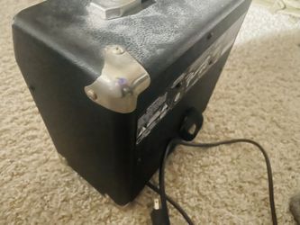 Squier Frontman 10G  AMP