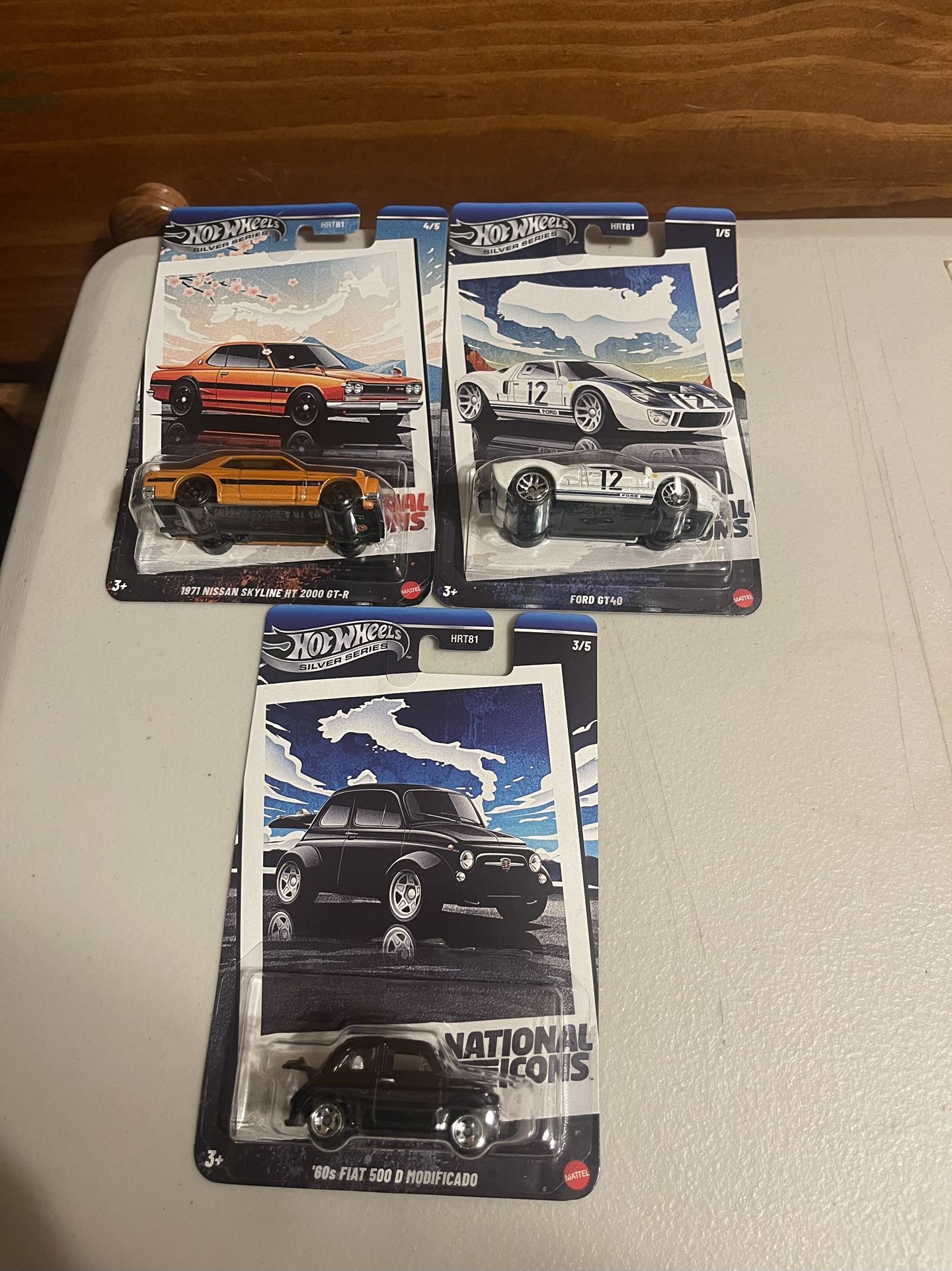 HOT WHEELS