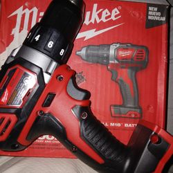 Milwaukee M18 2606-20 Tool Only