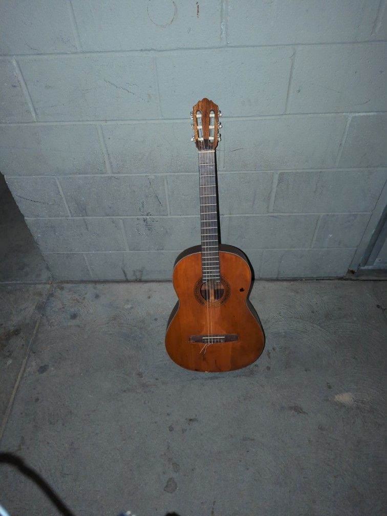 1950 Yamaha Antique Guitar