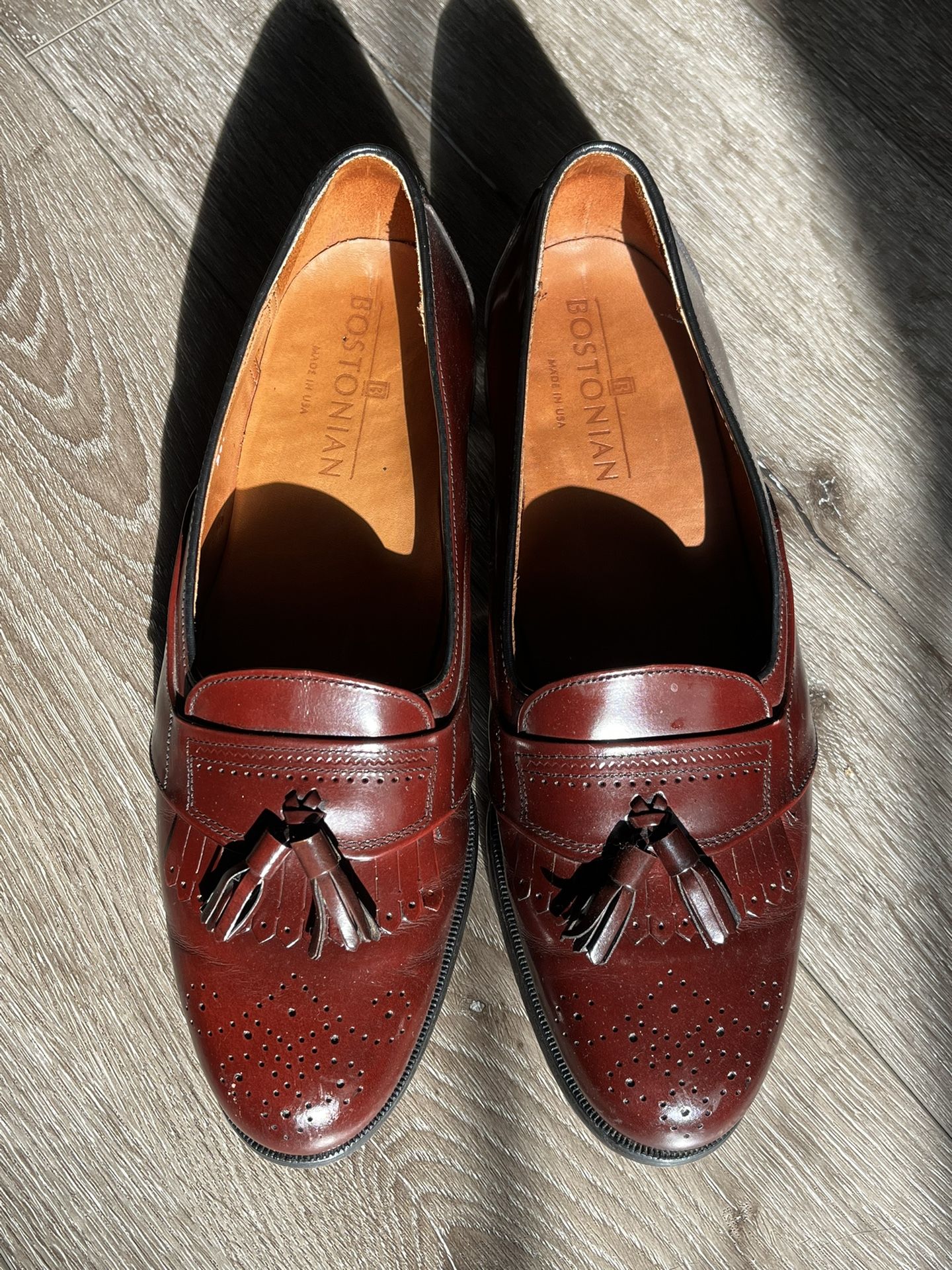 Men’s Bostonian Kiltie Loafers Size 9 Narrow