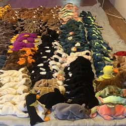 Ty Beanie Babies / Plushy / toys 