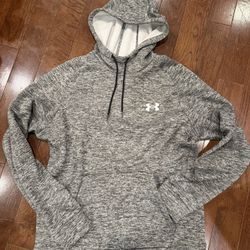 Men’s Under Armour Hooded Sweatshirt -Medium $15