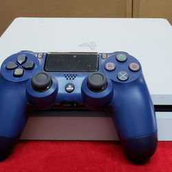 Sony PS4 Slim 500GB Video Game System with Controller & Plugs - White - Playstation 4 - Read - Working 
