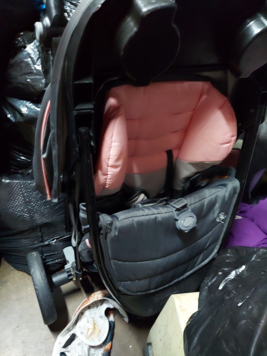 Stroller And Carseat Set