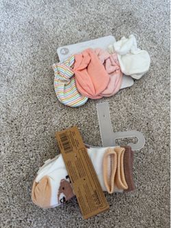 Brand new 2 packs of baby socks