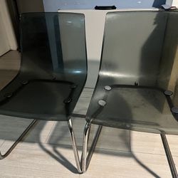 IKEA TOBÍAS CLEAR CHAIRS 