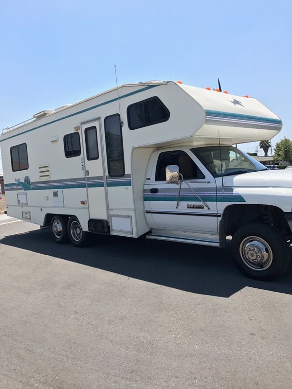 1994 Dodge Ram 3500 Cummings turbo diesel Scotty Serro