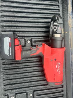 MILWAUKEE M18 12 Ton crimper