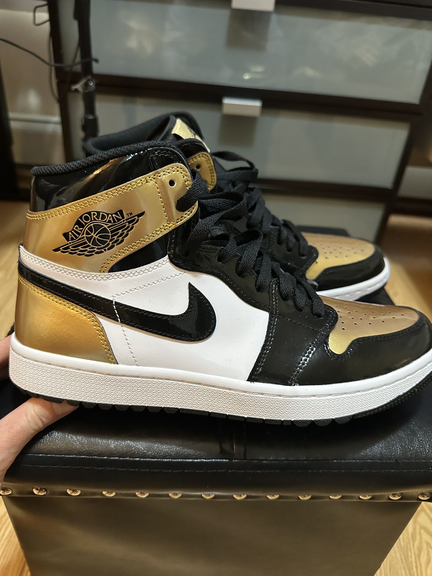 Nike Air Jordan Retro Gold Size 11