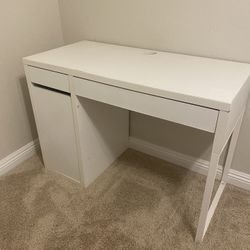 White Desk
