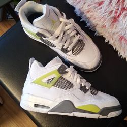  AIR JORDAN 4 RETRO "LIGHT LEMON TWIST