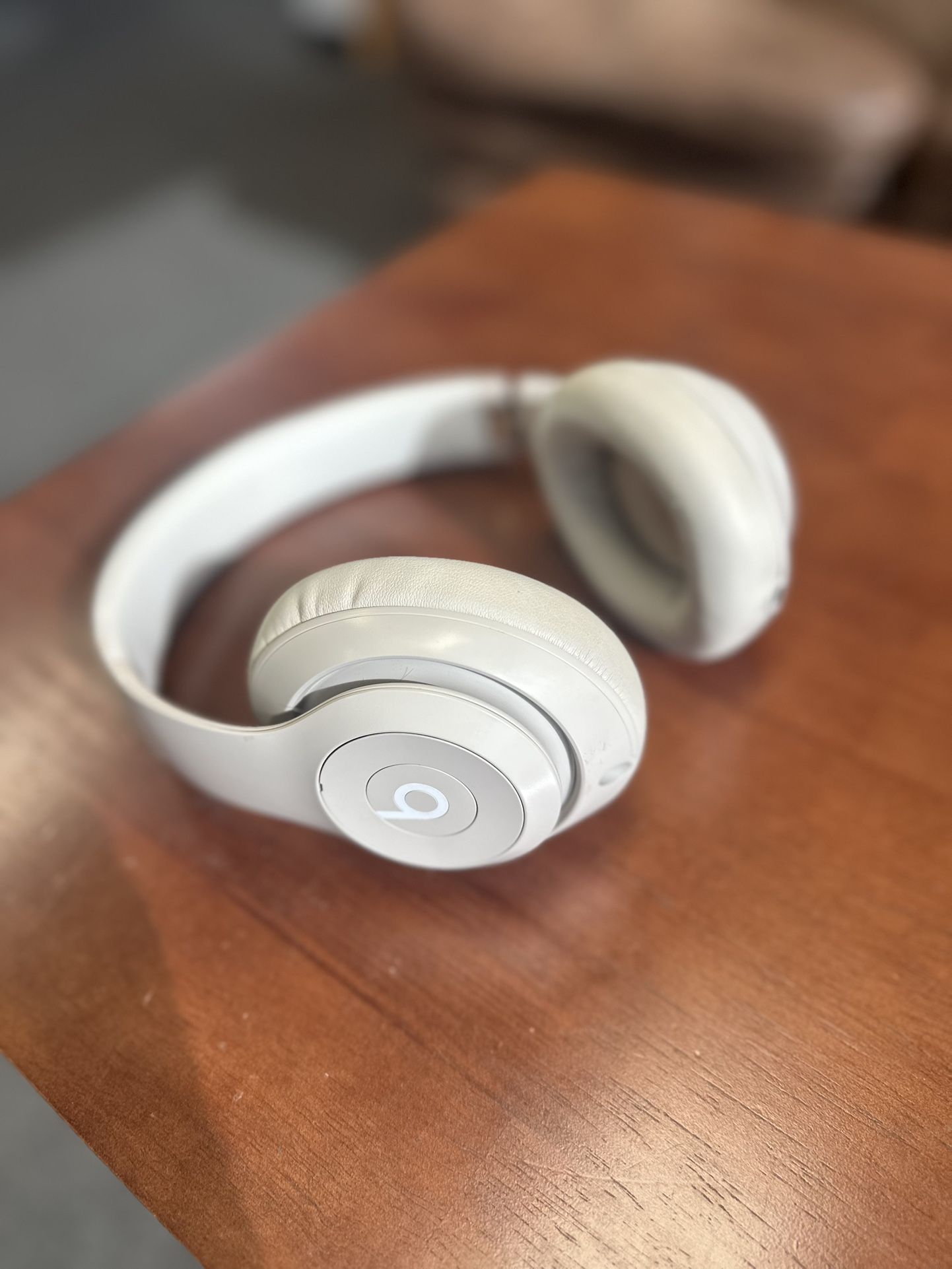 Beats Studio Pro