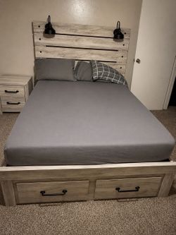 Queen size bedroom set