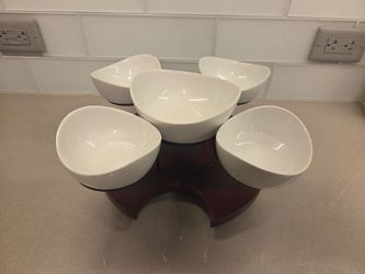 Rotating bowl set, storage pans