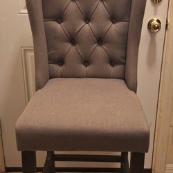 DELIVERY AVAILABLE! LIKE NEW! COUNTER HEIGHT GRAY BARSTOOL CHAIR WITH BACK 