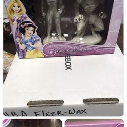 Snow White /Rapunzel Era !!!!! Spider-Man/lizard paint your own statue