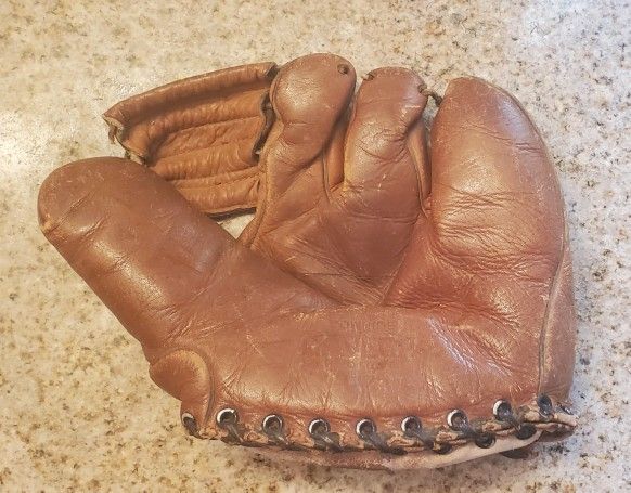 1940's Three Fingure Baseball Glove