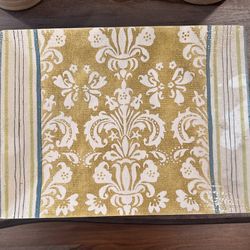 3 Platters And 12 Serving Plates