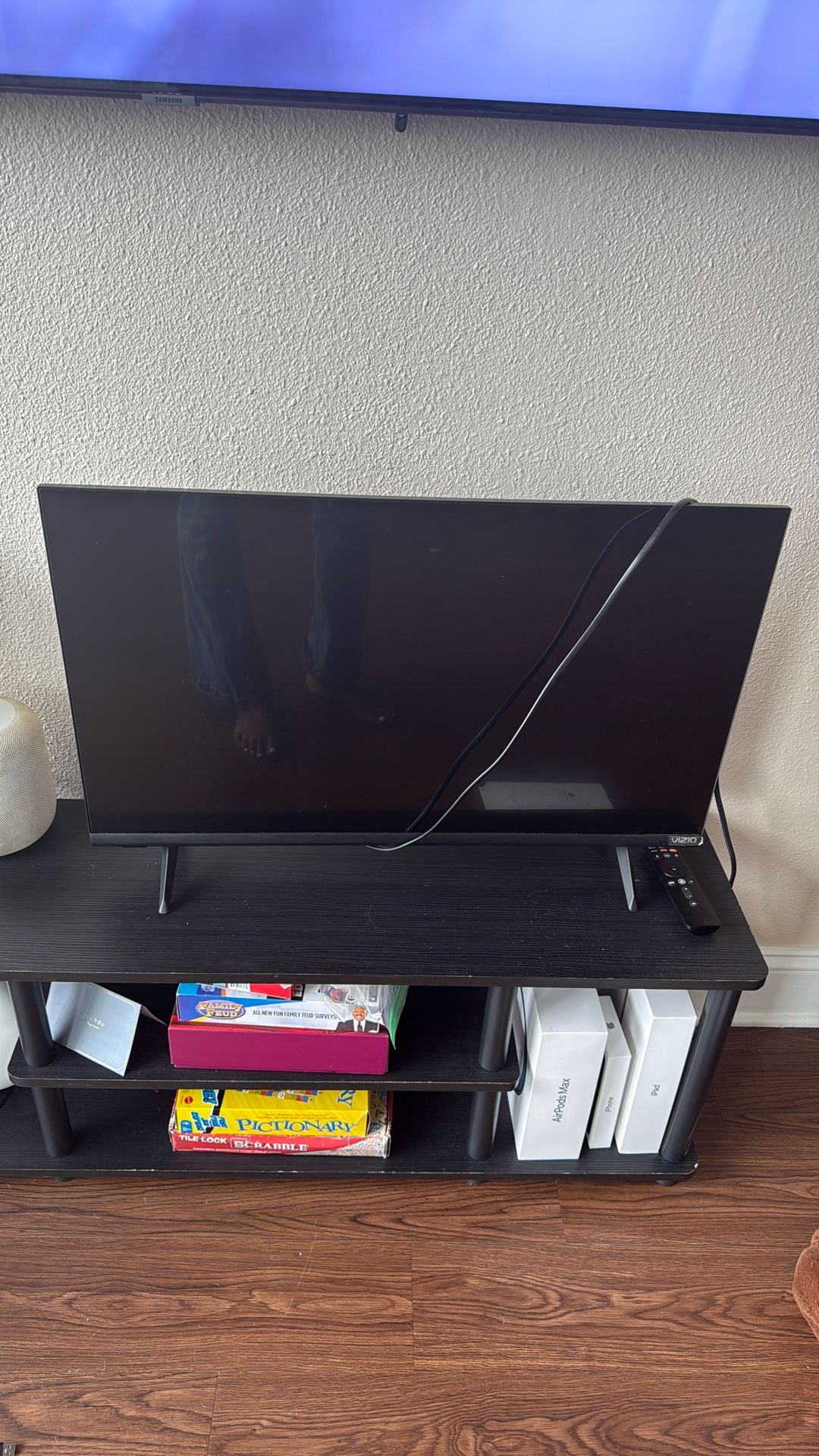 34 Inch TV