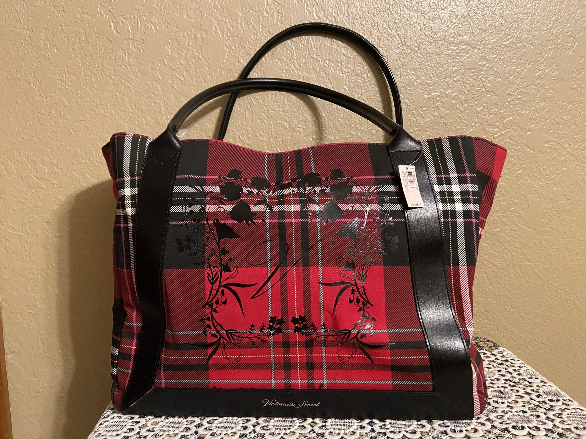 NWT Victoria's Secret Red Black Fabric Tartan Plaid Tote/Overnight/Weekender Bag