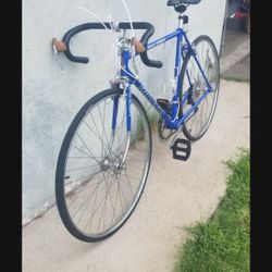 ROAD BIKE ,MADE IN FRANCE RALEIGH CLASIC 1980 GOOD CONDITIONS