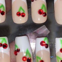 Cherry Press on nails Size Medium