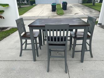 High Dinning set of 5 (solid wood)