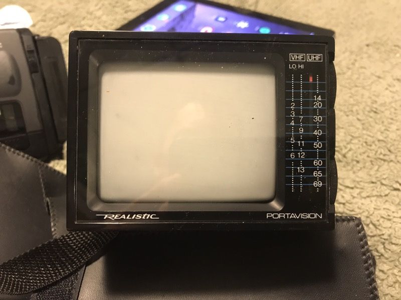 Portable tv