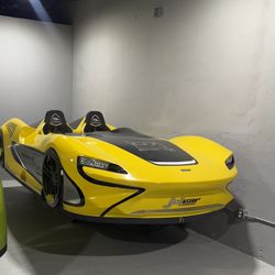 2025 Mclaren Jetcar