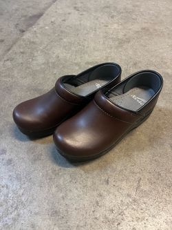Dansko size 36