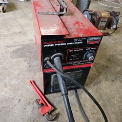Centry Wire Feed Welder 