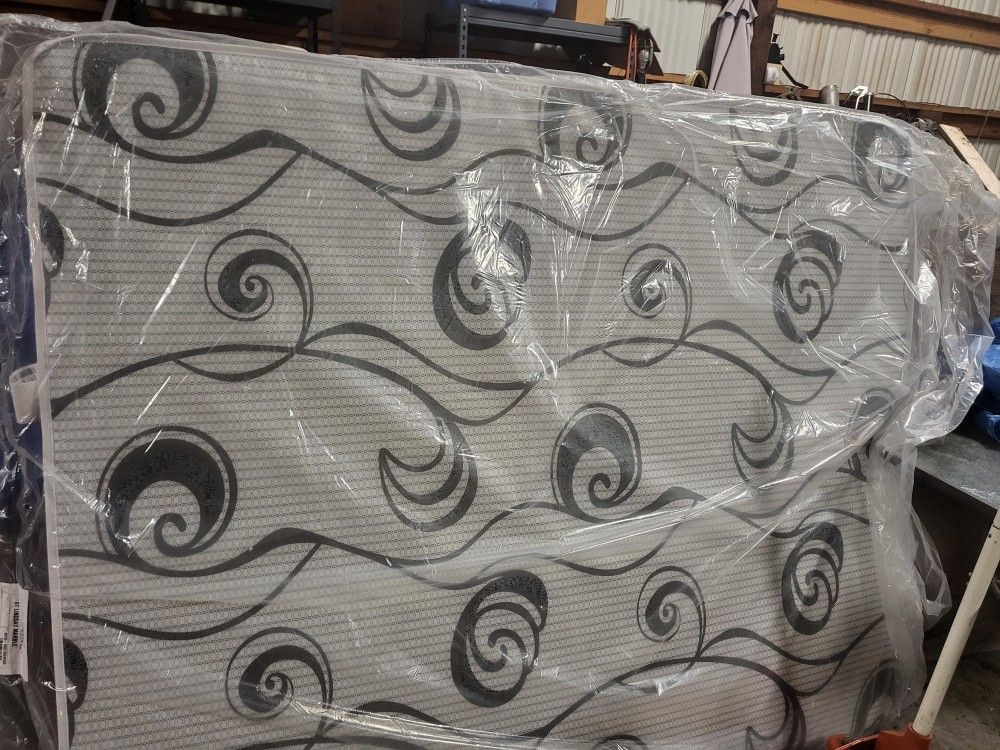 Trailer (RV) Mattress, Queen