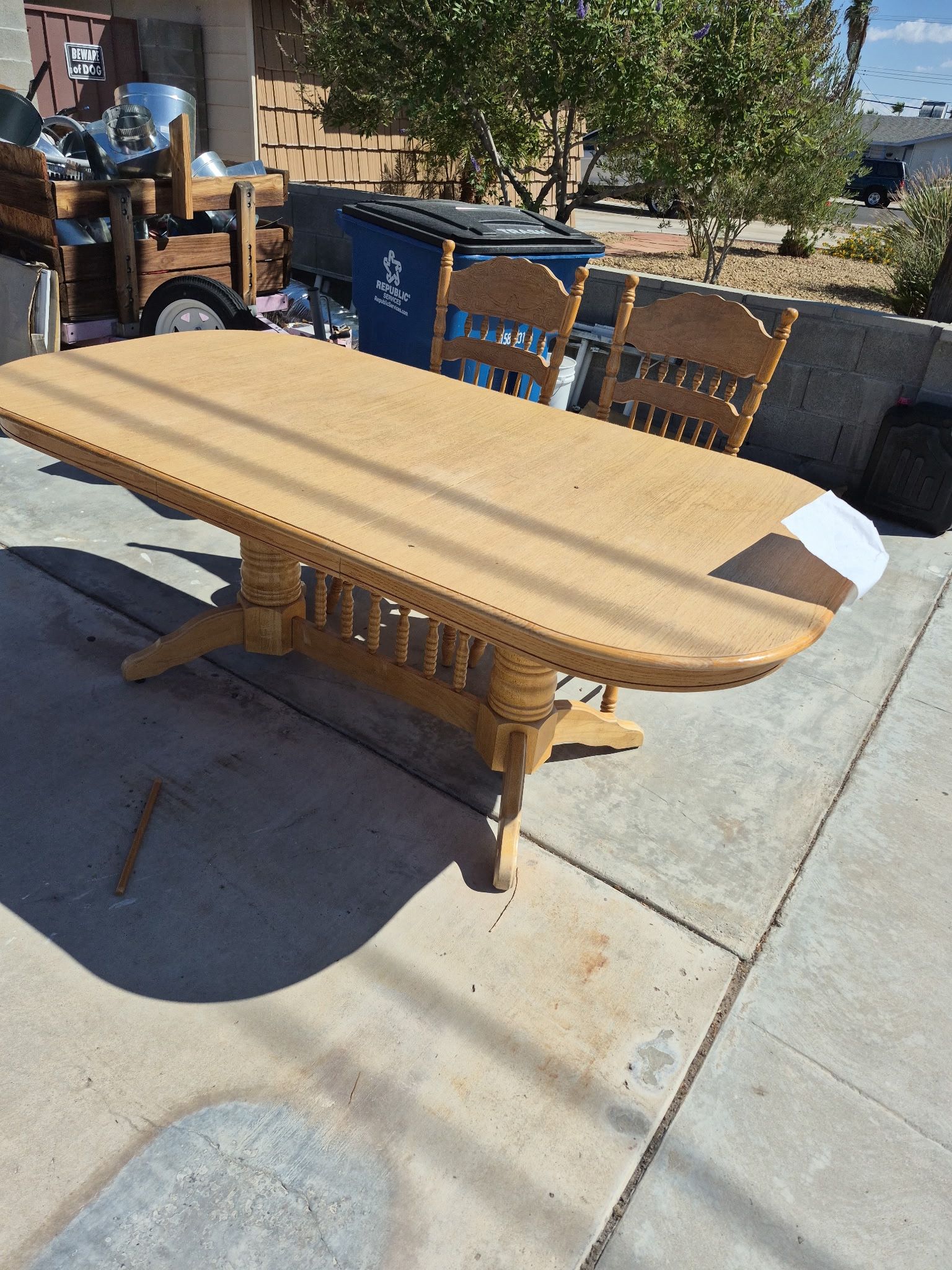 Free DINING TABLE