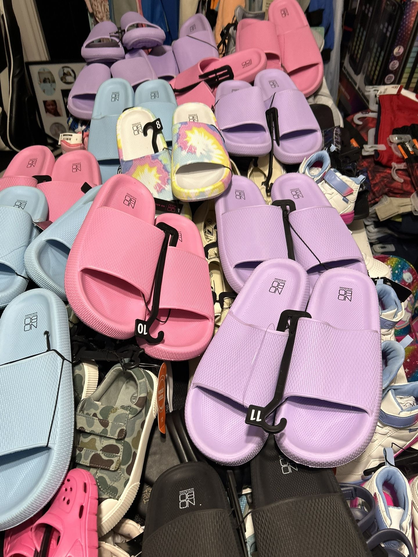 MEN AND WOMEN SHOE LOTS 20 Pairs