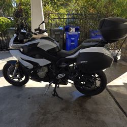 2016 BMW S1000XR