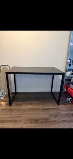 Table and chair seperate price see description for details