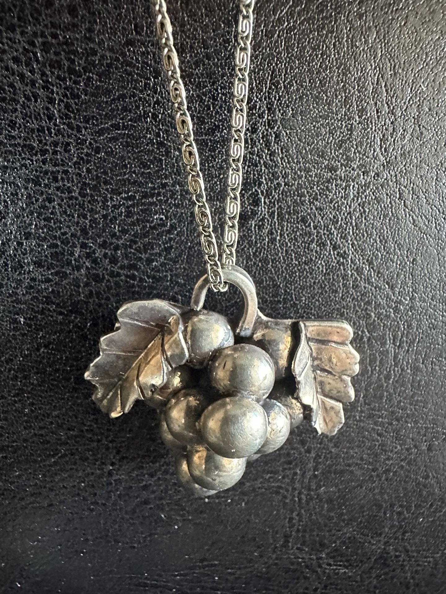 Sterling Silver Handmade High Polished Grape Vine Pendant & Pin Pre Owned.
