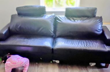 Gently used only 3months old sofa. Very comfy everything must go.