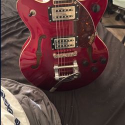 Gretsch G2657 Streamliner 