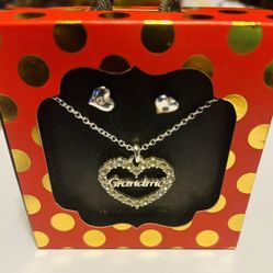 Brand New Rhinestone 18 Inch Necklace “Grandma Matching Heart Shape Earrings New!