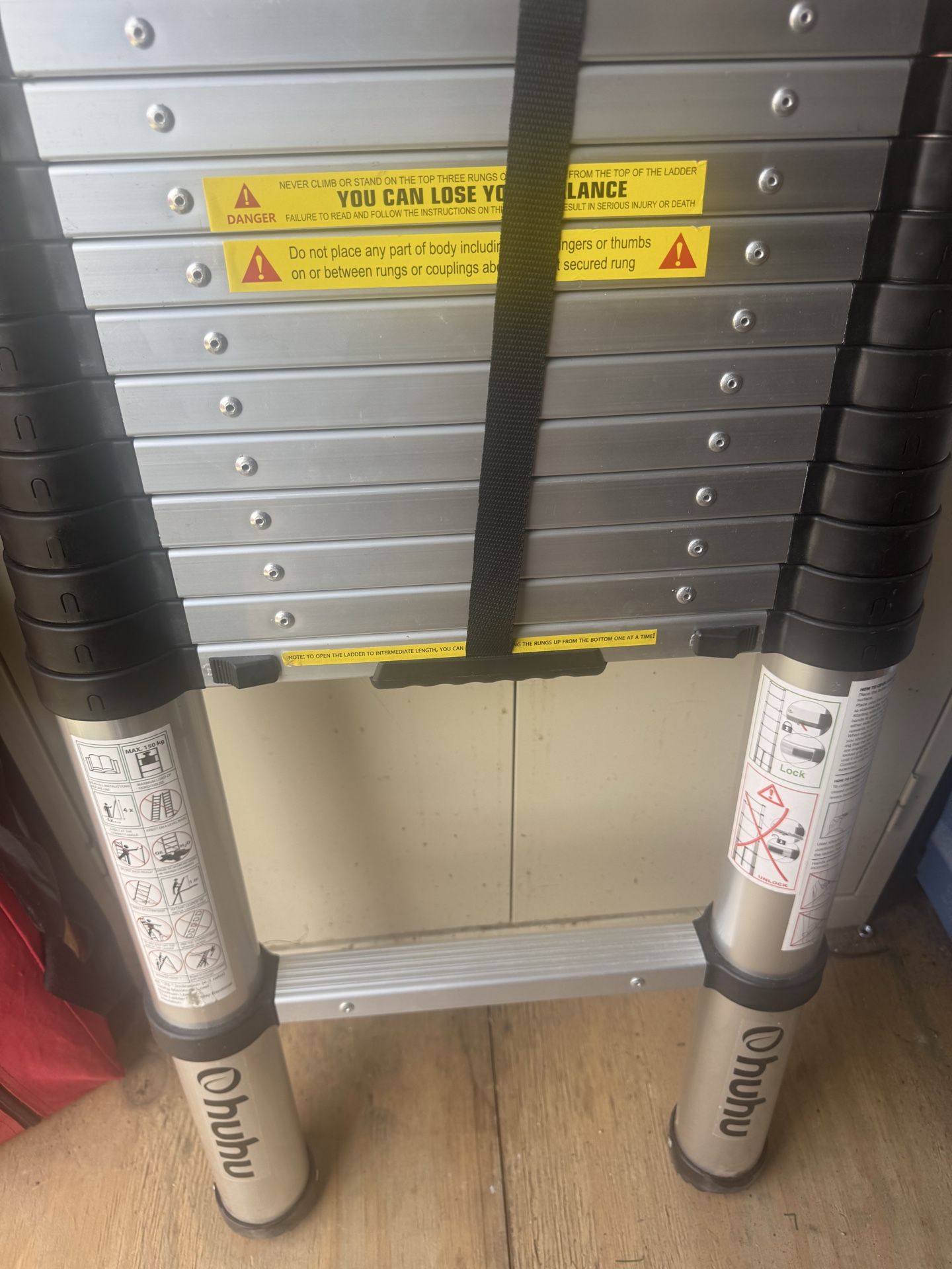 Telescoping 10’Laddet
